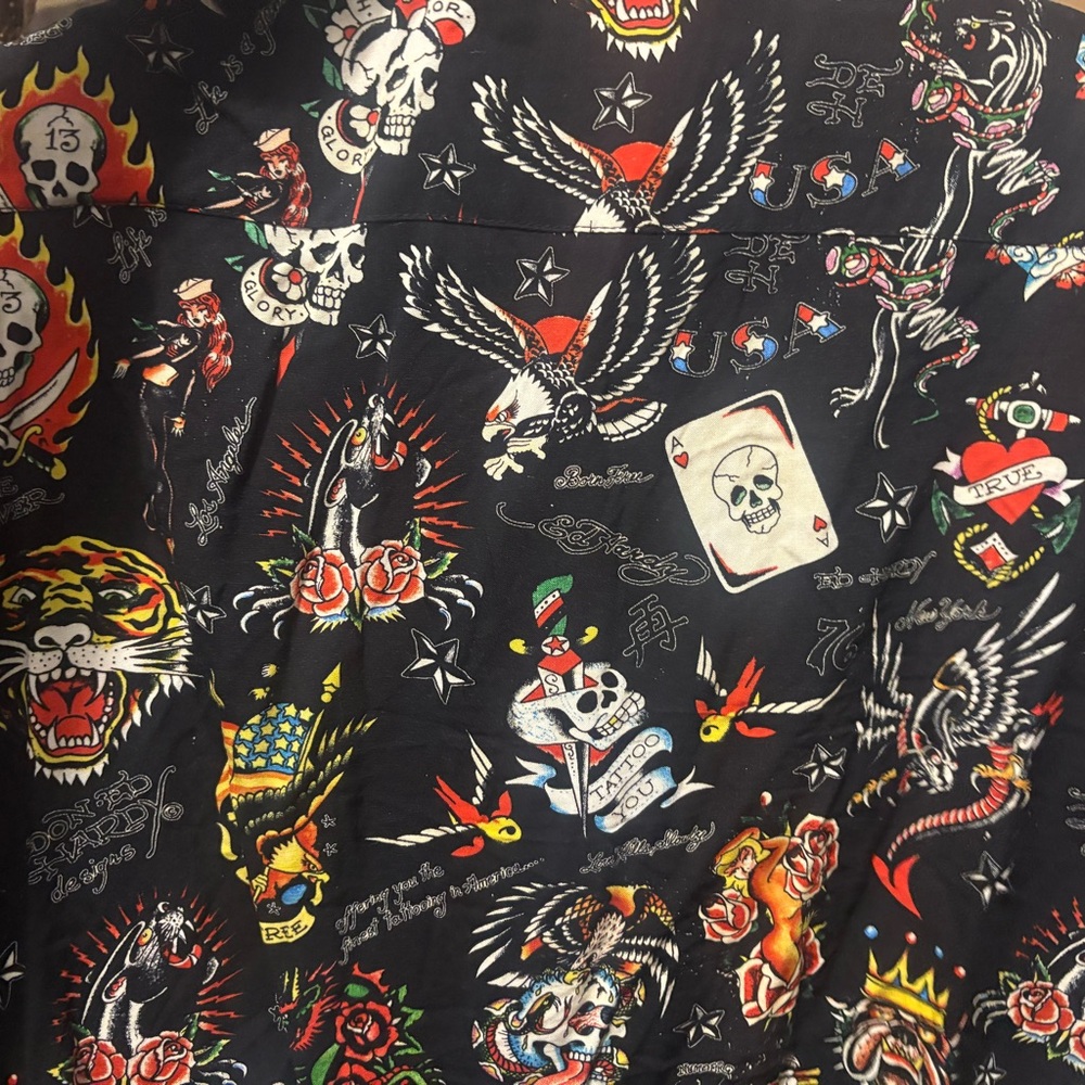 Ed Hardy Black Graphic button down top